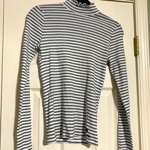 Hollister long sleeve shirt